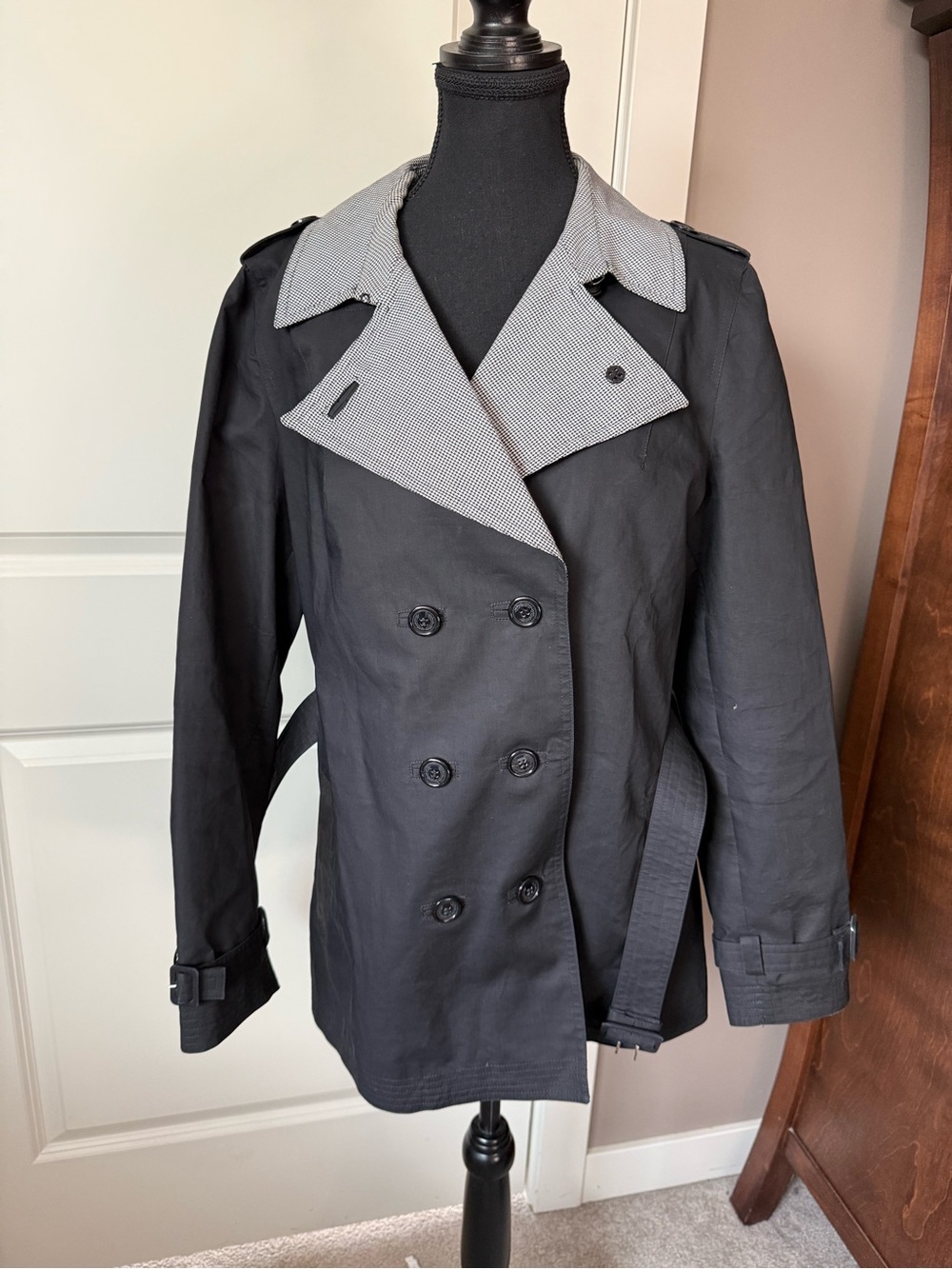 Vintage Fred Perry x Amy Winehouse Black trench Coat with Houndstooth Trim